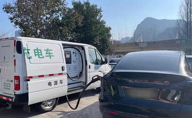 澄江汽车搭电