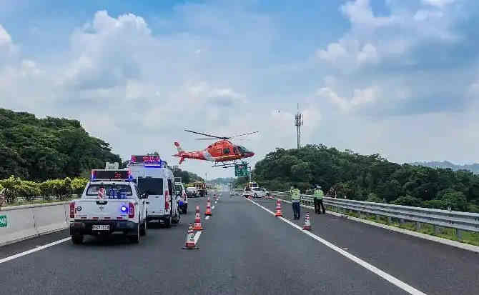 澄江高速公路汽车救援案例